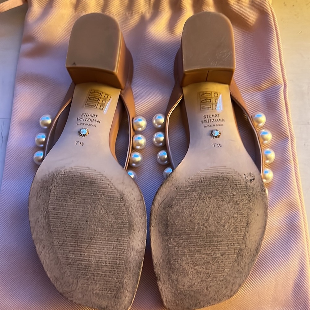 Pearl accented block heel sandal - Picture 4 of 6